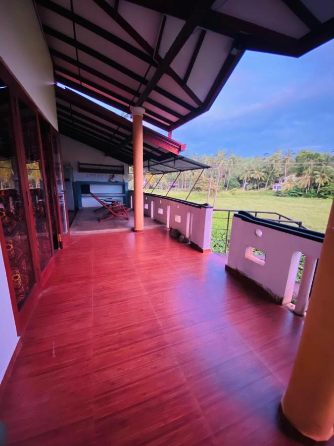 Royal Ace Unawatuna Exterior foto